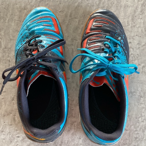 Puma indoor kids shoes - Picture 4 of 7